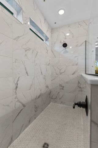 1342 Linn Cove Ct, Gallatin, TN 37066