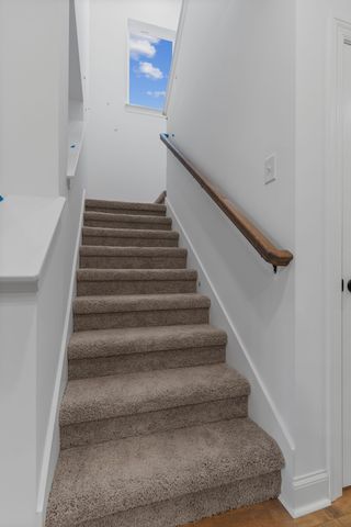 1342 Linn Cove Ct, Gallatin, TN 37066