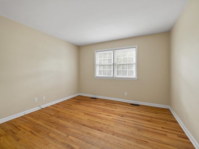 308 Pine Lake Court, Spartanburg, SC 29301