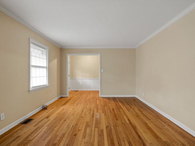 308 Pine Lake Court, Spartanburg, SC 29301