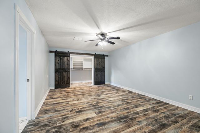 2919 Lake View Drive, Missouri City, TX 77459