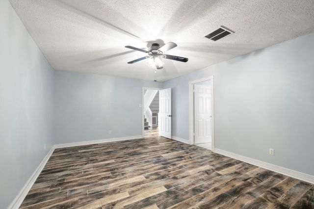 2919 Lake View Drive, Missouri City, TX 77459