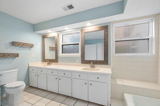 2919 Lake View Drive, Missouri City, TX 77459