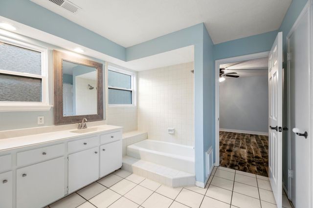 2919 Lake View Drive, Missouri City, TX 77459