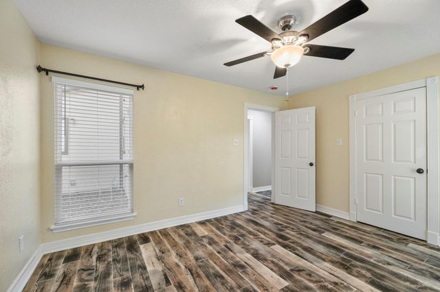 2919 Lake View Drive, Missouri City, TX 77459