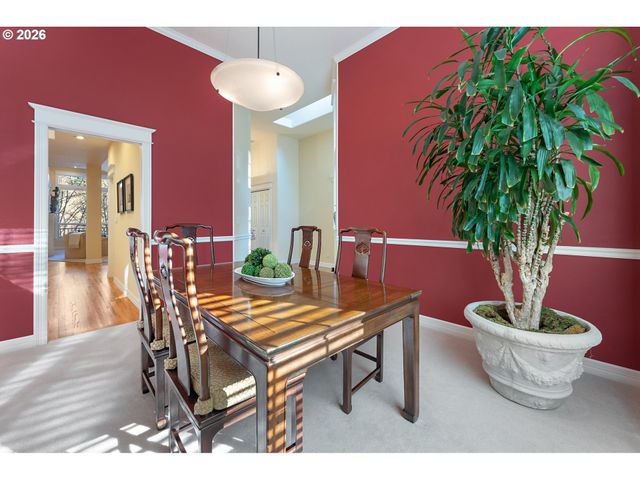 6321 Sw CANBY St, Portland, OR 97219