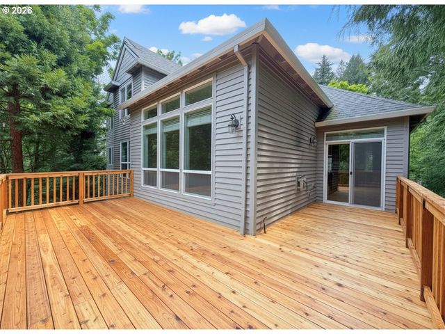 6321 Sw CANBY St, Portland, OR 97219