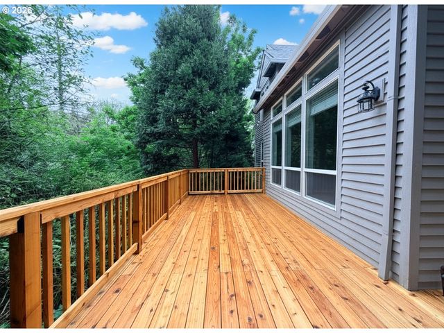 6321 Sw CANBY St, Portland, OR 97219