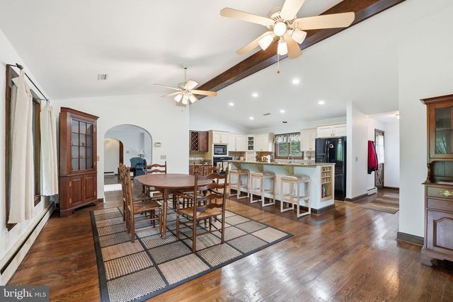 4920 BROOK HILLS DR, Annandale, VA 22003