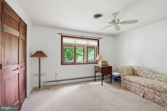 4920 BROOK HILLS DR, Annandale, VA 22003