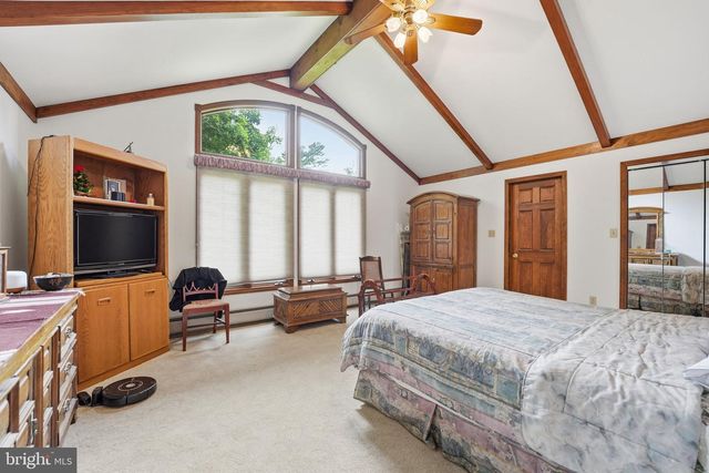 4920 BROOK HILLS DR, Annandale, VA 22003