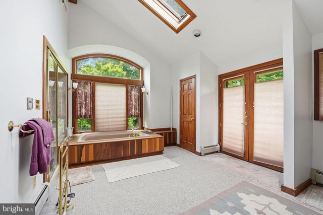4920 BROOK HILLS DR, Annandale, VA 22003
