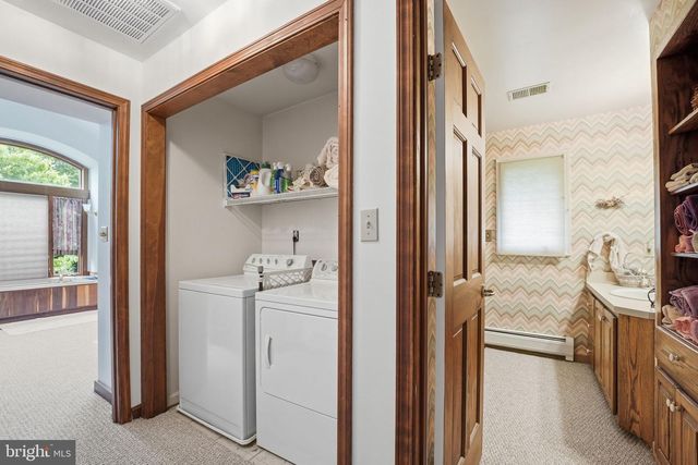 4920 BROOK HILLS DR, Annandale, VA 22003