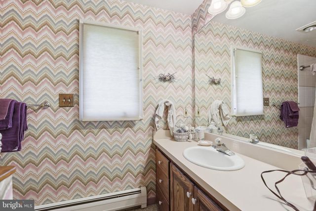 4920 BROOK HILLS DR, Annandale, VA 22003