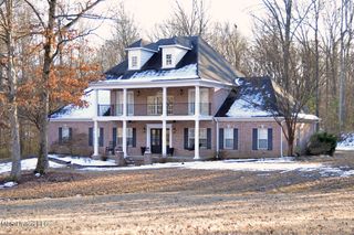 1323 Crockett Cove, Hernando, MS 38632