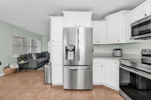 419 E MCKENZIE STREET, Punta Gorda, FL 33950