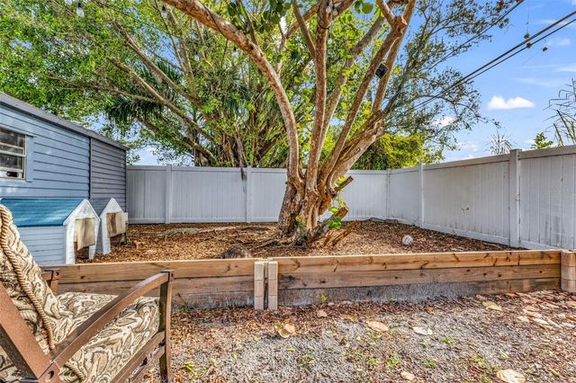 419 E MCKENZIE STREET, Punta Gorda, FL 33950