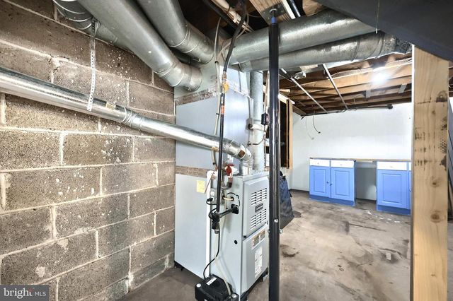 109 N SEWARD ST, York, PA 17404