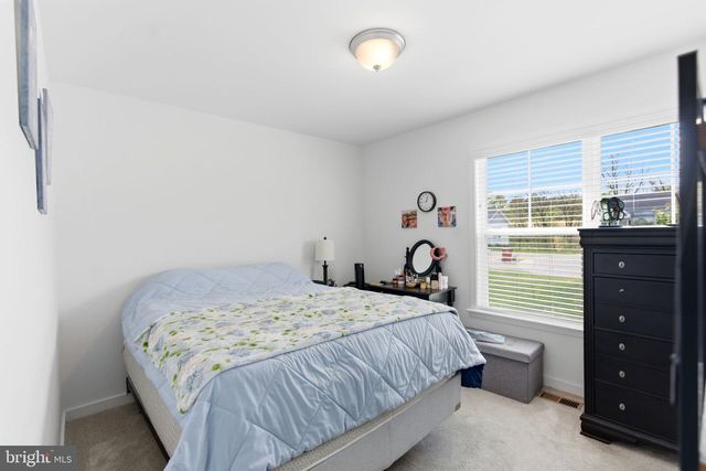 255 QUINELLA CT, Martinsburg, WV 25404