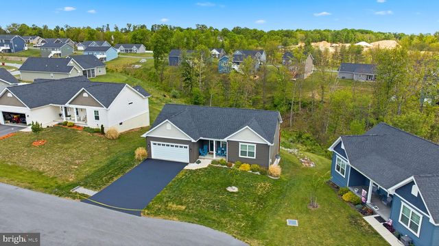 255 QUINELLA CT, Martinsburg, WV 25404
