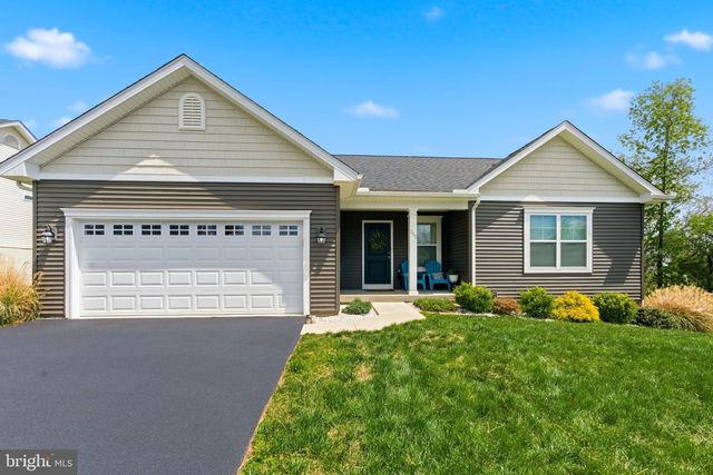 255 QUINELLA CT, Martinsburg, WV 25404