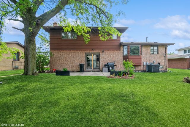 16836 Paxton Avenue, South Holland, IL 60473