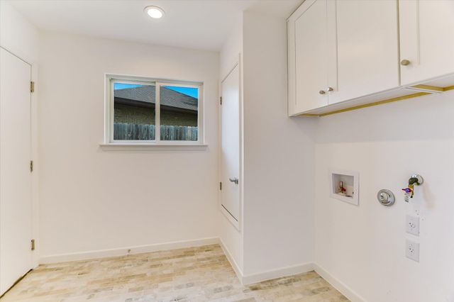 9203 Quail Rock CIR, Austin, TX 78758