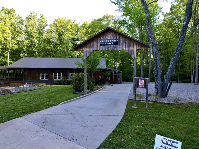 3975 Jarman Hollow Rd, Palmyra, TN 37142