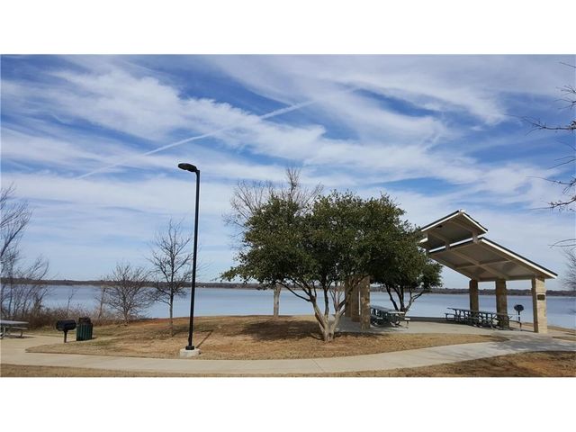 214 Scenic Drive, Highland Village, TX 75077