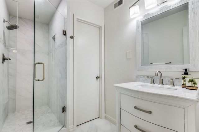 214 Scenic Drive, Highland Village, TX 75077
