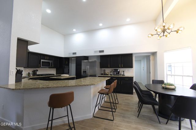 5708 NOVILLA Place, El Paso, TX 79932