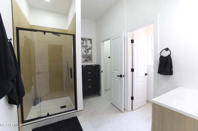5708 NOVILLA Place, El Paso, TX 79932