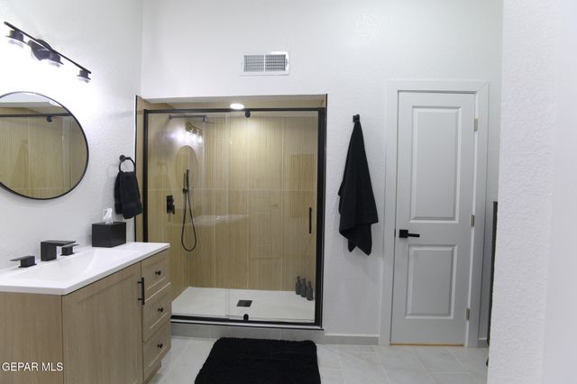 5708 NOVILLA Place, El Paso, TX 79932