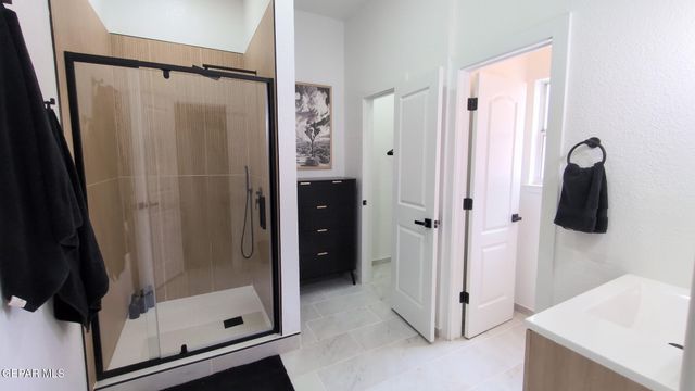 5708 NOVILLA Place, El Paso, TX 79932