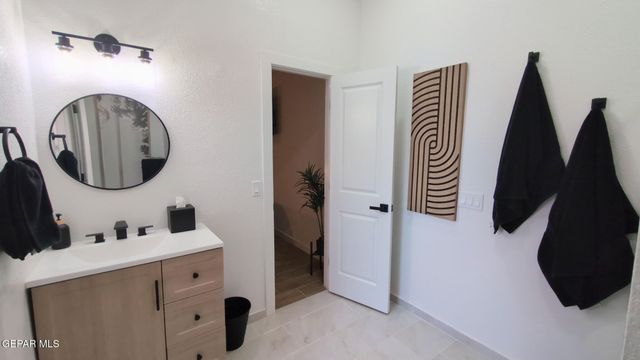 5708 NOVILLA Place, El Paso, TX 79932