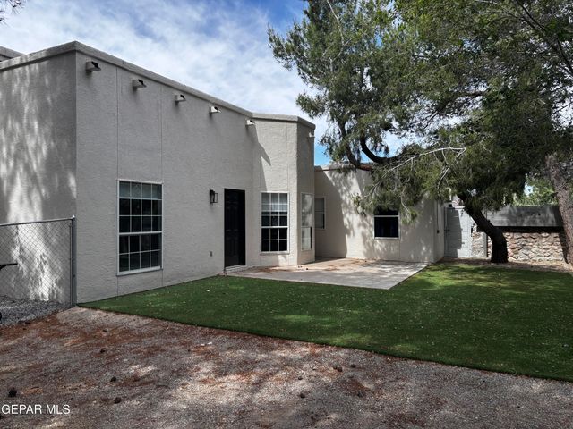 5708 NOVILLA Place, El Paso, TX 79932