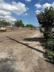 3017 Golfcrest Boulevard, Houston, TX 77087