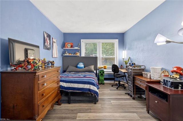 801 Adrian DR, Virginia Beach, VA 23452