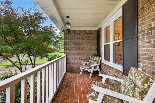 801 Adrian DR, Virginia Beach, VA 23452