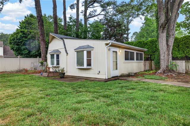801 Adrian DR, Virginia Beach, VA 23452