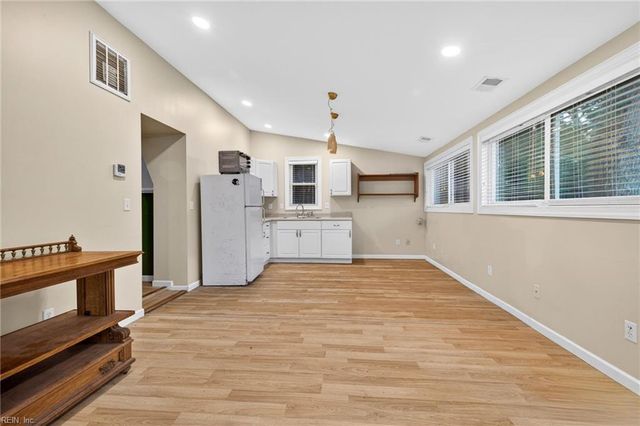 801 Adrian DR, Virginia Beach, VA 23452