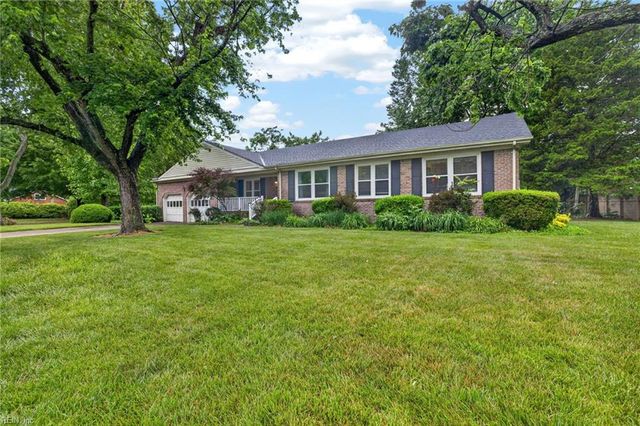 801 Adrian DR, Virginia Beach, VA 23452