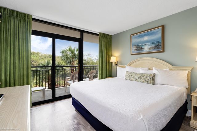 201 77th Ave. N # 420, Myrtle Beach, SC 29577