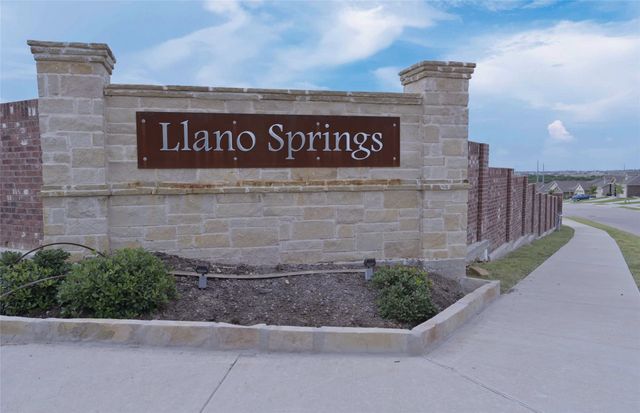 8421 Fawn Creek Drive, Fort Worth, TX 76123