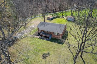 755 Briar Pond Rd, Centerville, TN 37033