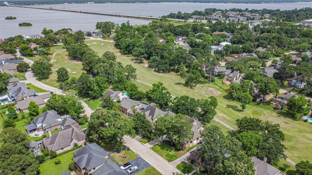 8410 Atascocita Lake Way, Humble, TX 77346