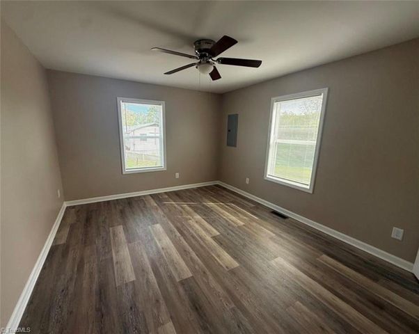 907 Eleanor Drive, Lexington, NC 27295