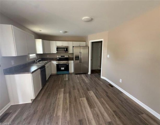 907 Eleanor Drive, Lexington, NC 27295