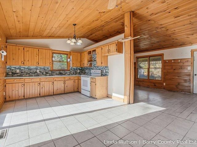 4055 Anders Road, Hastings, MI 49058