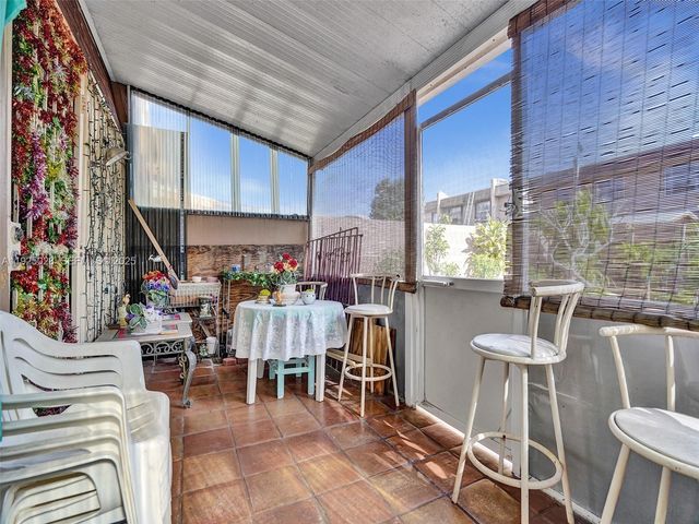 2770 NW 193rd Ter, Miami Gardens, FL 33056